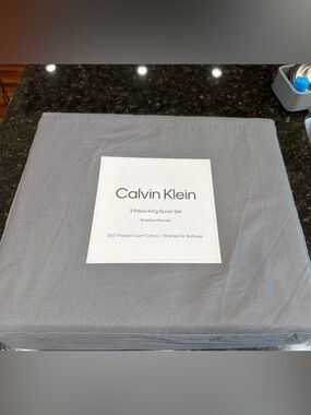 Calvin Klein Solid Gray King Duvet Set